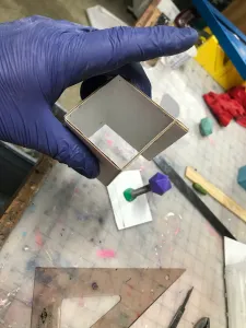 Miniature phage mold
