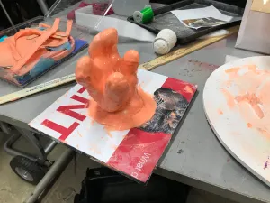 Head mold assembly